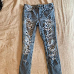 American Eagle Light Wash Ripped Skinny Jeans